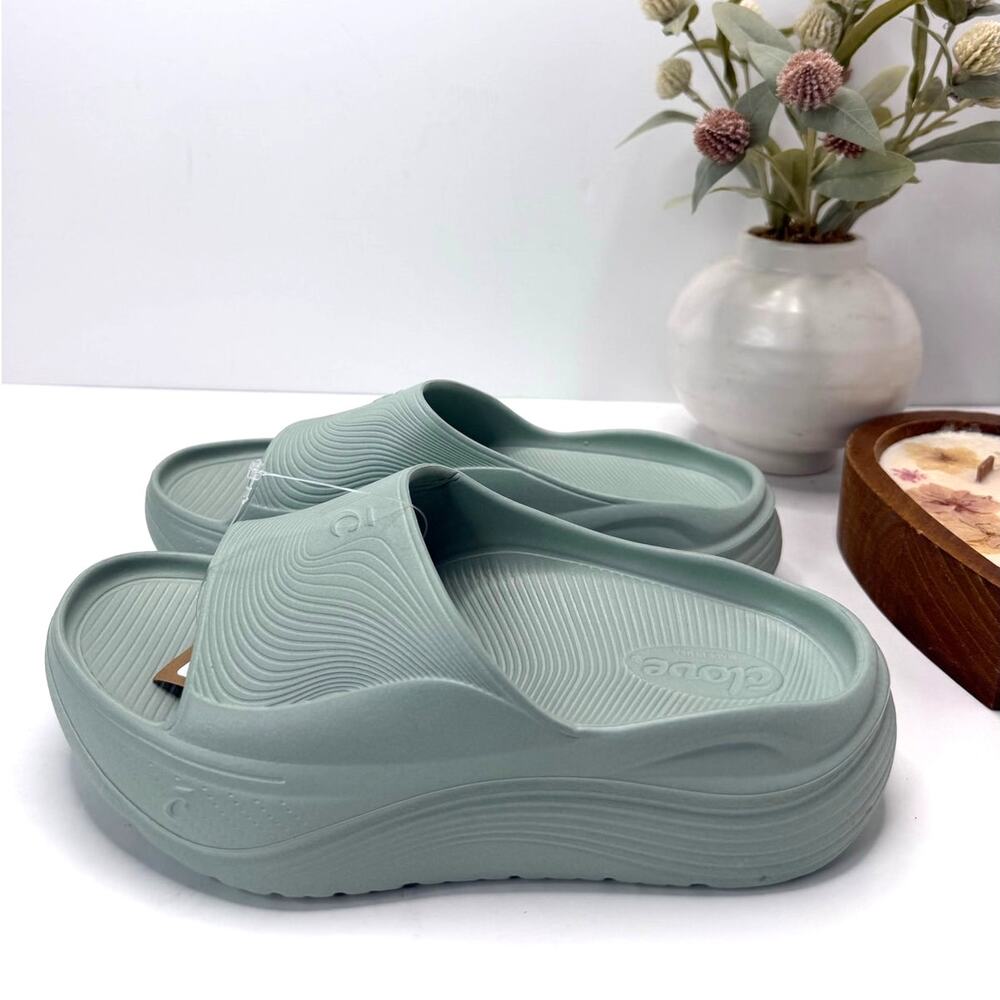 Clove Supercush Recovery Slide Comfort Lightweight Mint Green Women 8/Men 7 NWOB